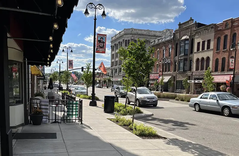 Lincoln Way in Downtown Massillon